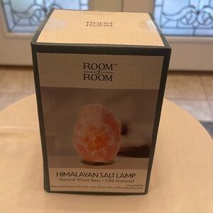 Himalayan salt lamp unused